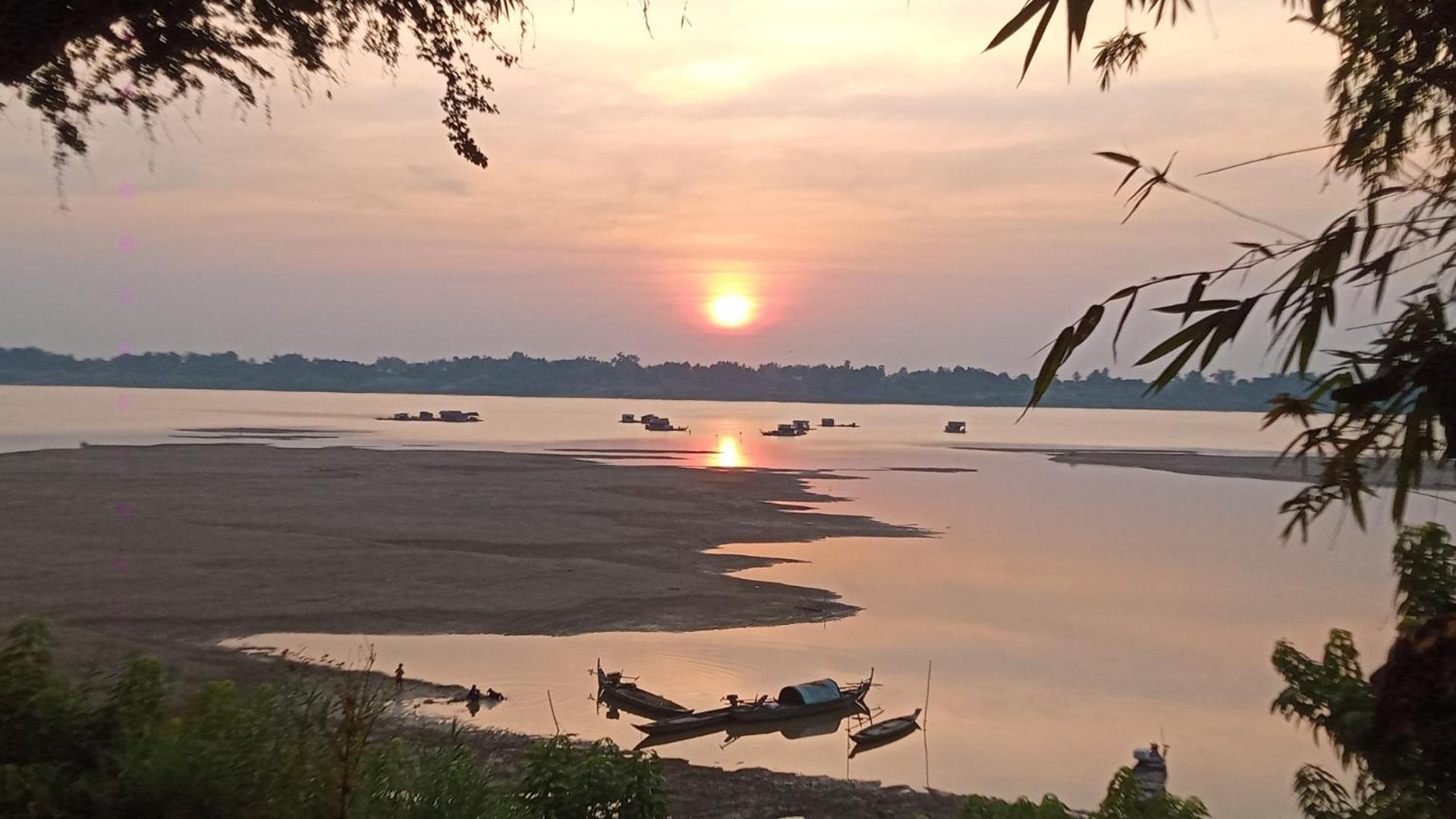 Tonle Mekong Homestay Krong Kracheh Exterior foto